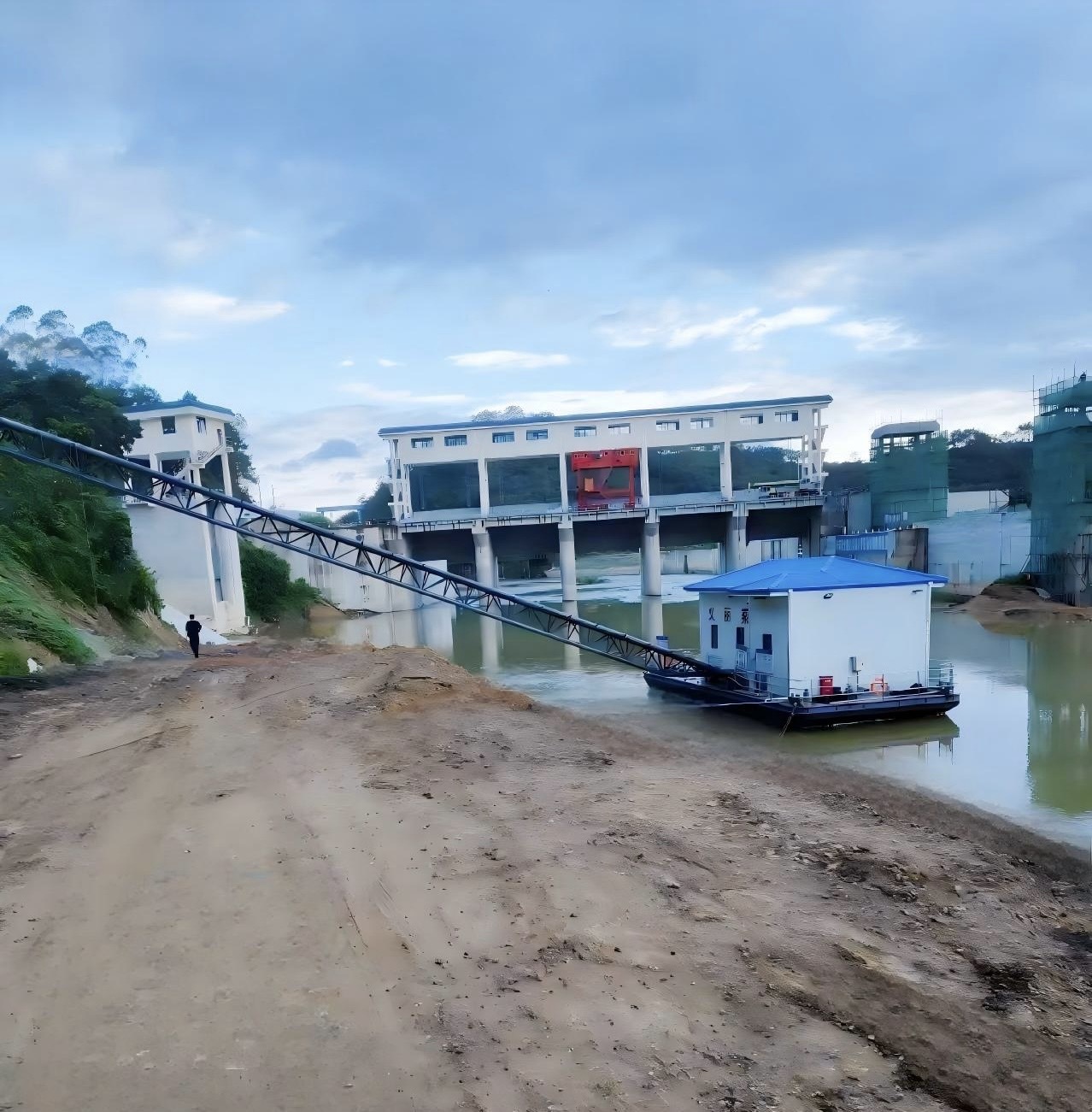 �������ƹ��^(q��)ȡˮ�ô��Ŀ